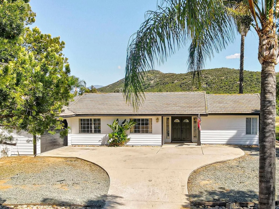 Ramona Properties For Sale Barrego Way