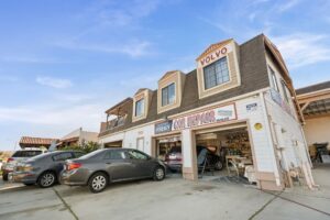 7969-Mission-Gorge-Rd-Santee