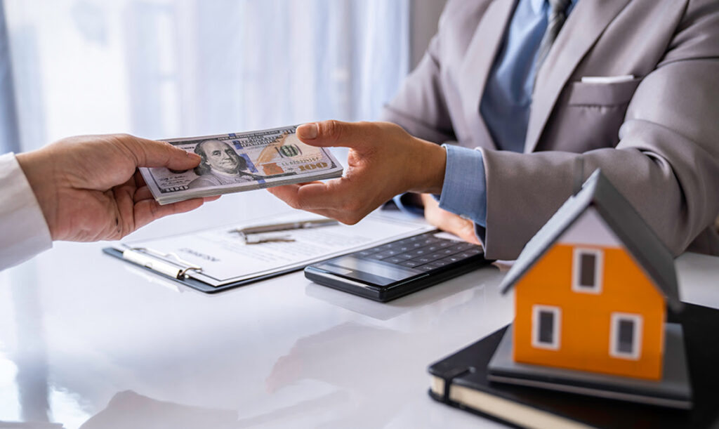 How Each Structure Handles Property Management