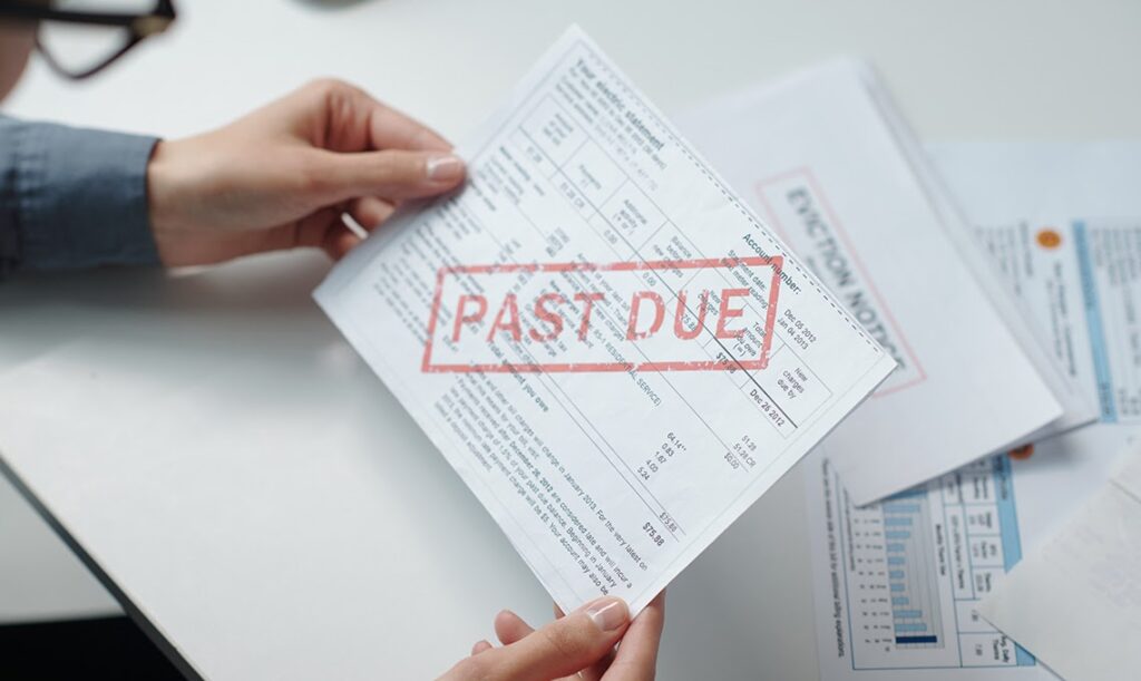 How to Handle Late Fees the Right Way