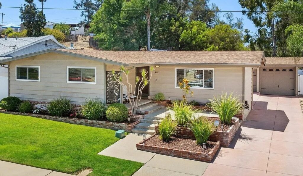 4160 Yale Ave-La Mesa
