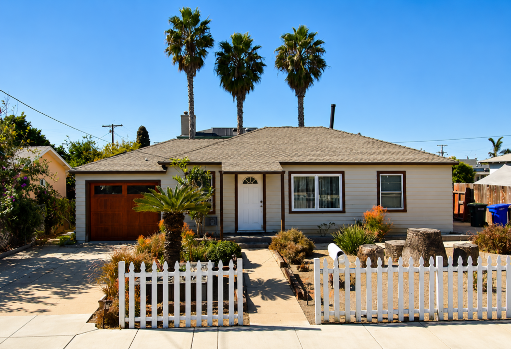 656 Corvina St-Imperial Beach