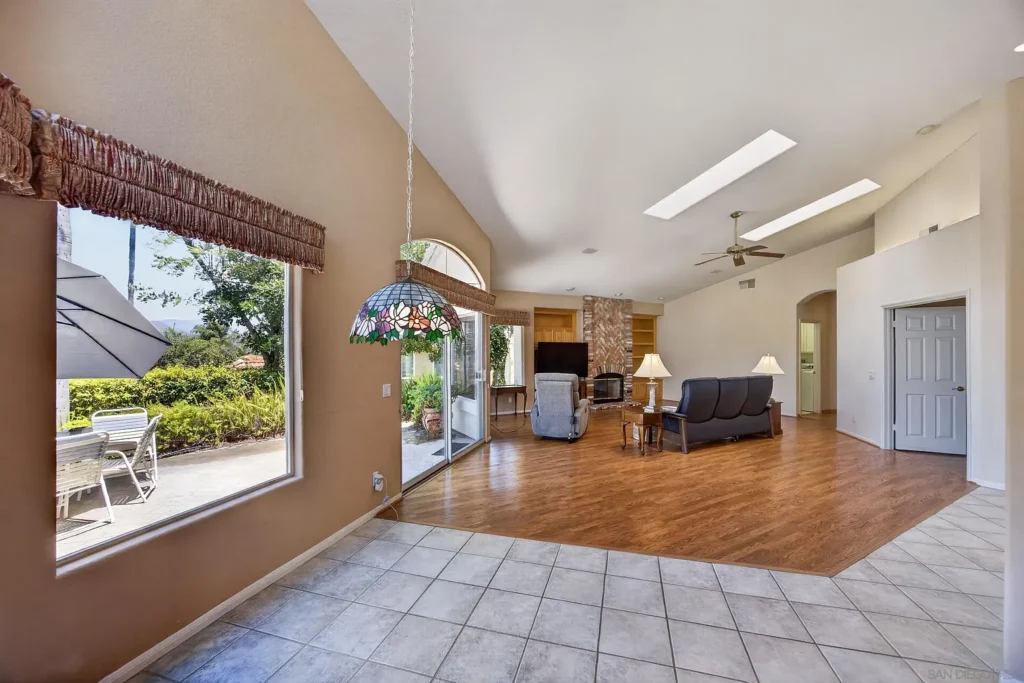 15546 Calistoga Dr, Ramona